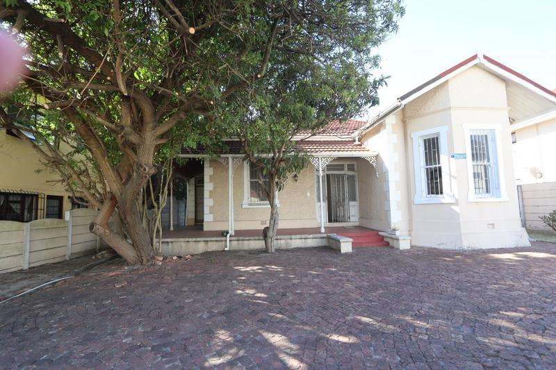 4 Bedroom Property for Sale in Claremont Western Cape